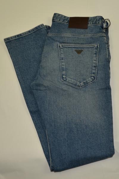 Jeans Medium Denim Blu J06